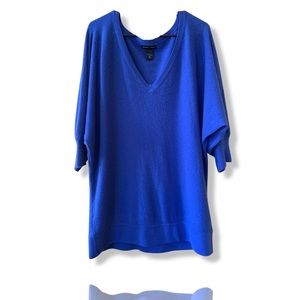 🔴 OVER 50% OFF!!! New York & Company V-neck Sweater